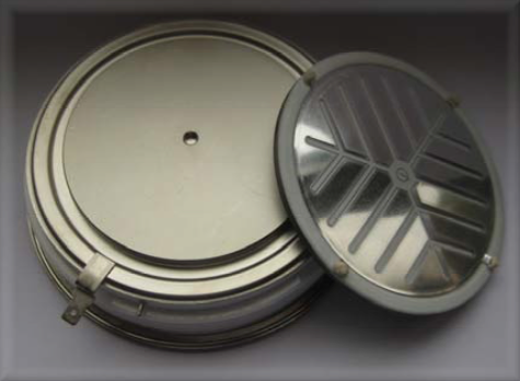 IXYS UK Westcode new 2.8kV Large Area Fast Thyristor